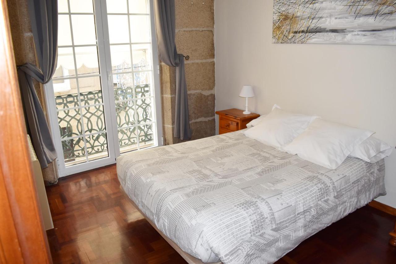 Apartamento Portico Paraiso Apartment Оуренсе Екстериор снимка