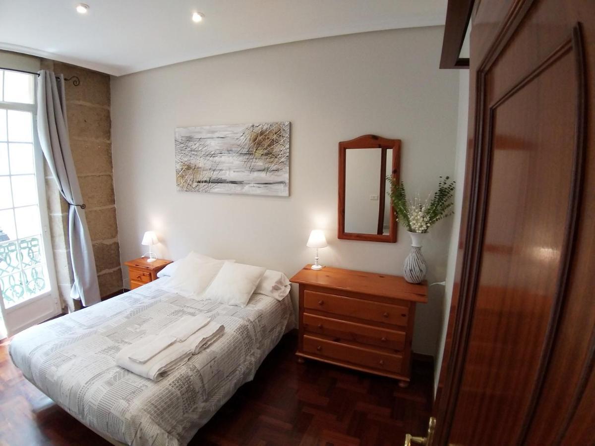 Apartamento Portico Paraiso Apartment Оуренсе Екстериор снимка